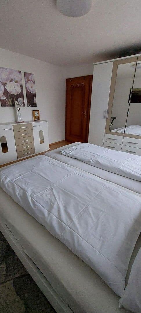 Prenájom bytu 3-izbový 106 m², Tulpenweg 5, Friesenheim, Bádensko-Wurttembersko Prenájom bytu 3-izbový 106 m², Tulpenweg 5, Friesenheim, Bádensko-Wurttembersko