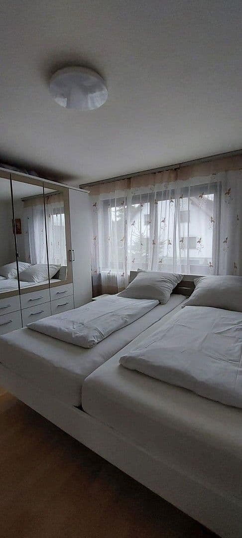 Prenájom bytu 3-izbový 106 m², Tulpenweg 5, Friesenheim, Bádensko-Wurttembersko Prenájom bytu 3-izbový 106 m², Tulpenweg 5, Friesenheim, Bádensko-Wurttembersko