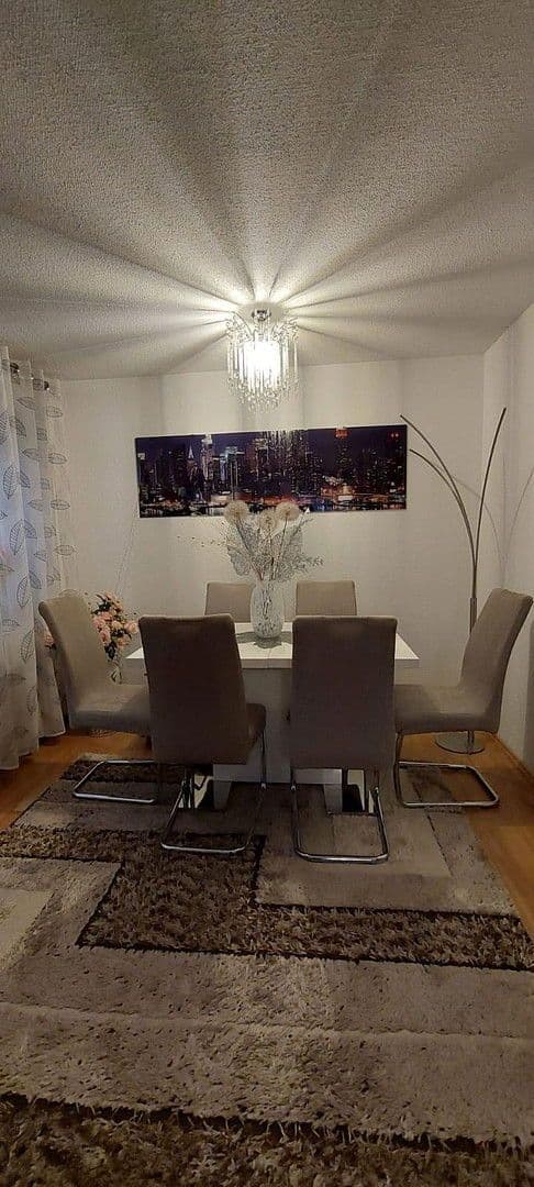 Prenájom bytu 3-izbový 106 m², Tulpenweg 5, Friesenheim, Bádensko-Wurttembersko Prenájom bytu 3-izbový 106 m², Tulpenweg 5, Friesenheim, Bádensko-Wurttembersko