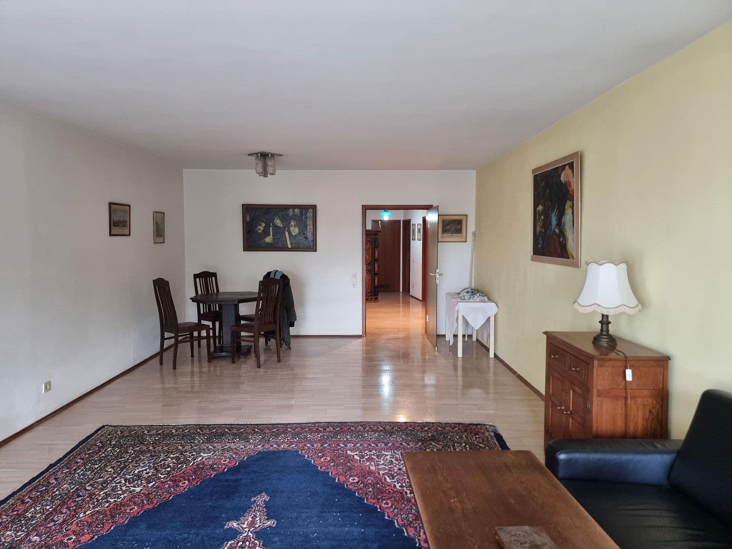 Predaj bytu 3-izbový 95 m², Frankfurt, Hesensko Predaj bytu 3-izbový 95 m², Frankfurt, Hesensko