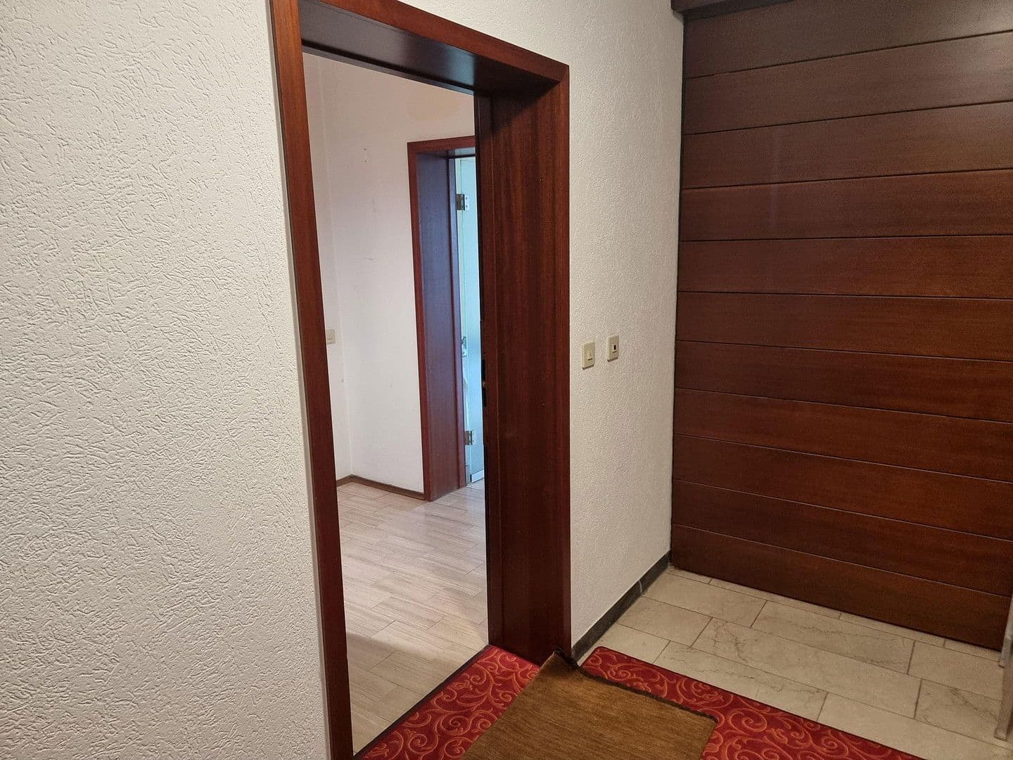 Predaj bytu 3-izbový 95 m², Frankfurt, Hesensko Predaj bytu 3-izbový 95 m², Frankfurt, Hesensko