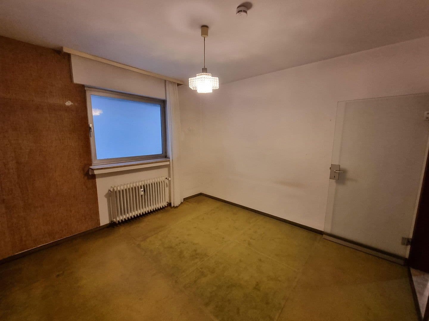 Predaj bytu 3-izbový 95 m², Frankfurt, Hesensko Predaj bytu 3-izbový 95 m², Frankfurt, Hesensko