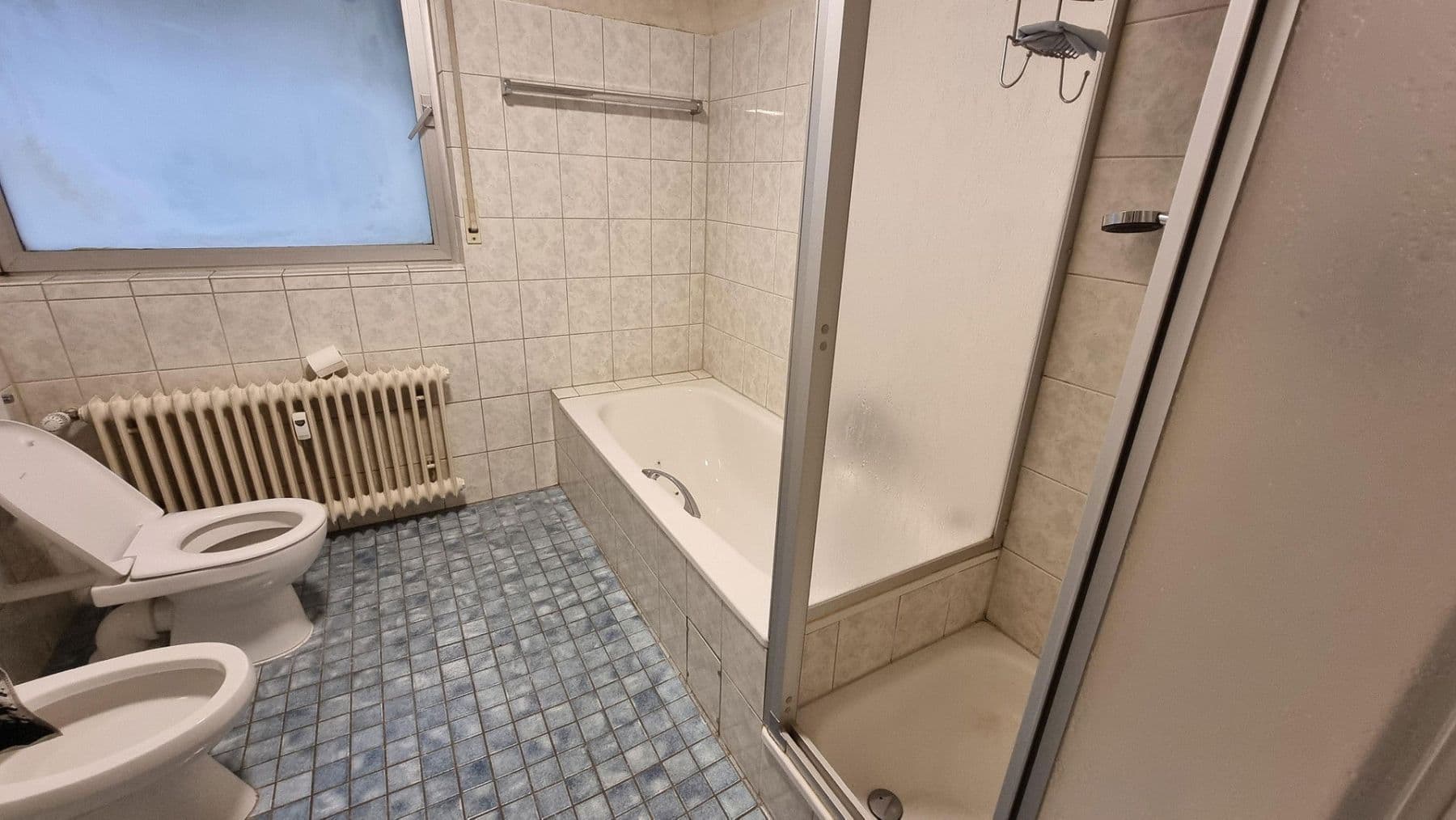 Predaj bytu 3-izbový 95 m², Frankfurt, Hesensko Predaj bytu 3-izbový 95 m², Frankfurt, Hesensko