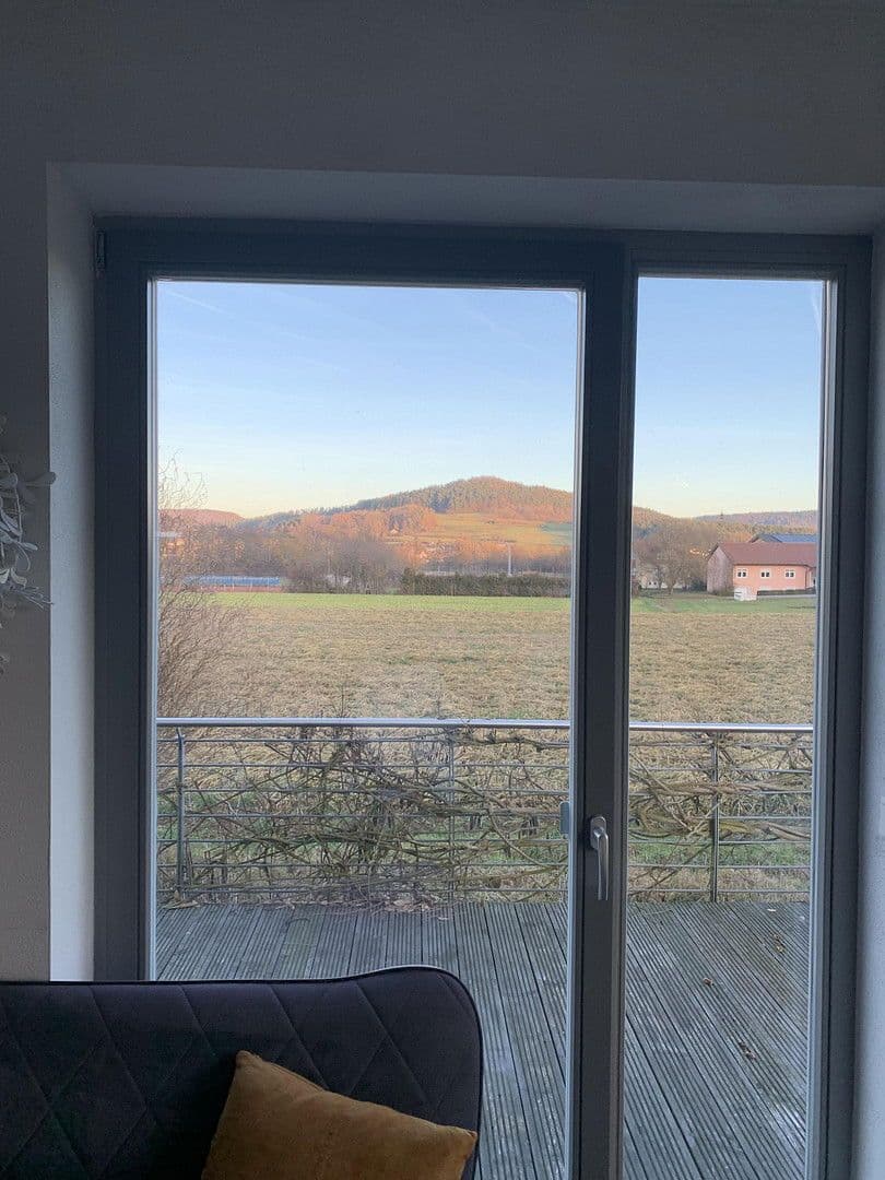 Predaj domu 220 m², pozemek 550 m², Igensdorf, Bavorsko Predaj domu 220 m², pozemek 550 m², Igensdorf, Bavorsko