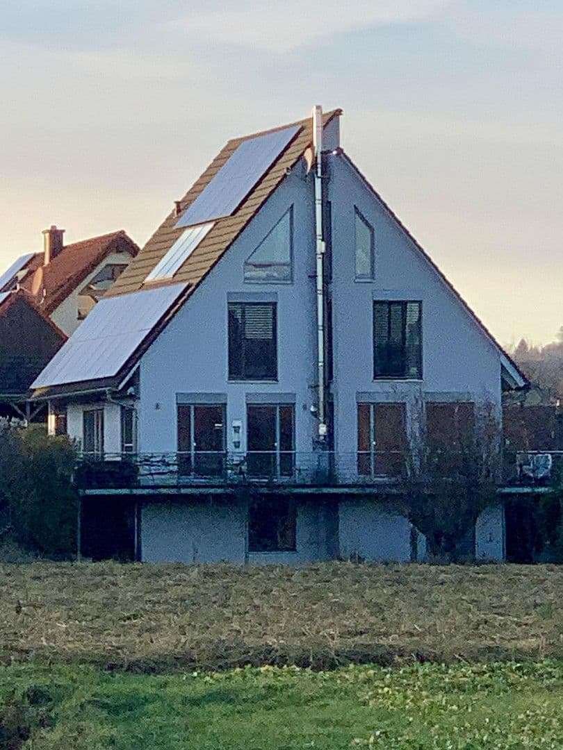 Predaj domu 220 m², pozemek 550 m², Igensdorf, Bavorsko Predaj domu 220 m², pozemek 550 m², Igensdorf, Bavorsko