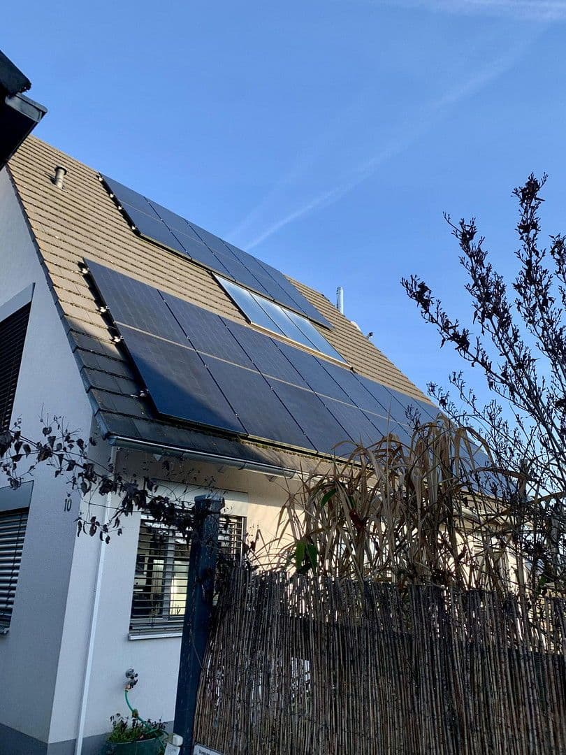 Predaj domu 220 m², pozemek 550 m², Igensdorf, Bavorsko Predaj domu 220 m², pozemek 550 m², Igensdorf, Bavorsko