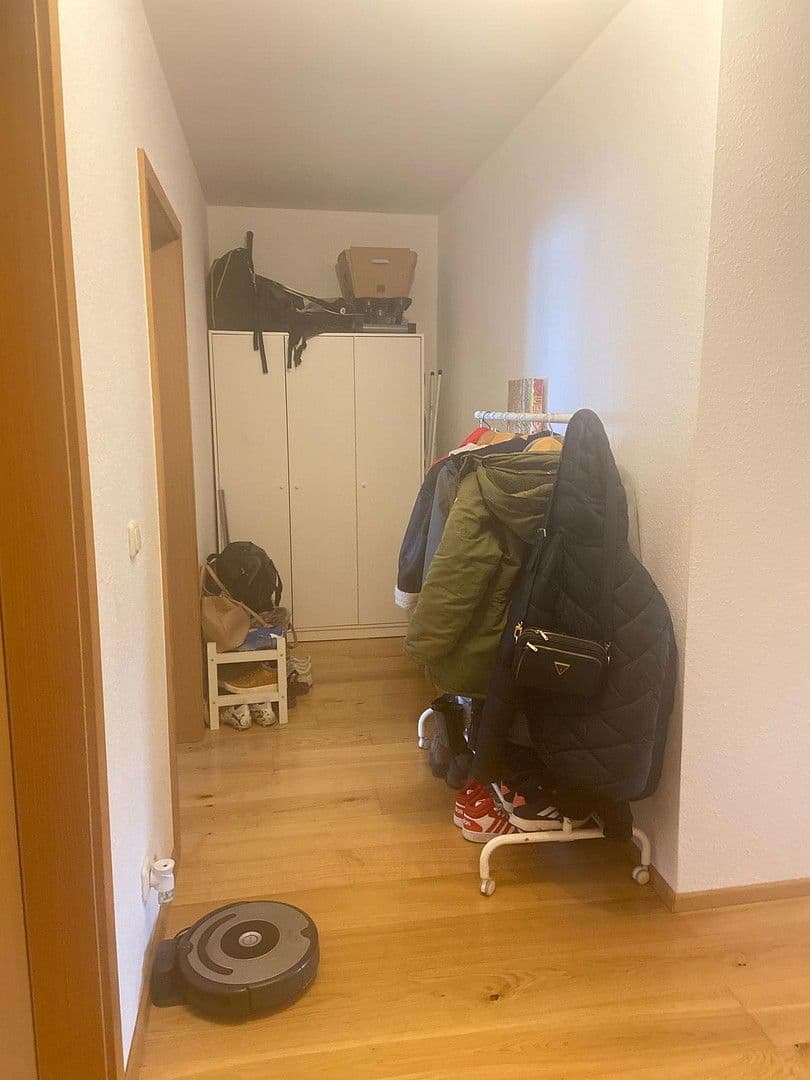 Prenájom bytu 4-izbový 89 m², Köln, Severné Porýnie - Westfálsko Prenájom bytu 4-izbový 89 m², Köln, Severné Porýnie - Westfálsko