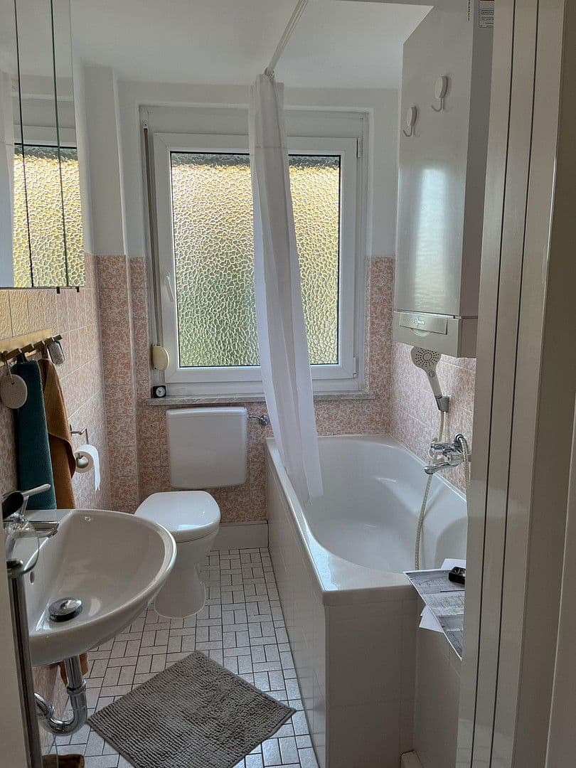 Predaj domu 180 m², pozemek 480 m², Schweinfurt, Bavorsko Predaj domu 180 m², pozemek 480 m², Schweinfurt, Bavorsko