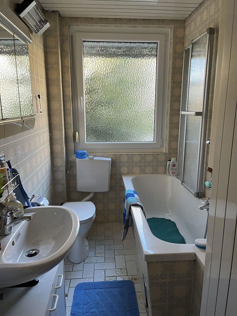 Predaj domu 180 m², pozemek 480 m², Schweinfurt, Bavorsko Predaj domu 180 m², pozemek 480 m², Schweinfurt, Bavorsko