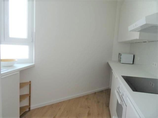 Prenájom bytu 3-izbový 69 m², Stuttgart, Bádensko-Wurttembersko Prenájom bytu 3-izbový 69 m², Stuttgart, Bádensko-Wurttembersko