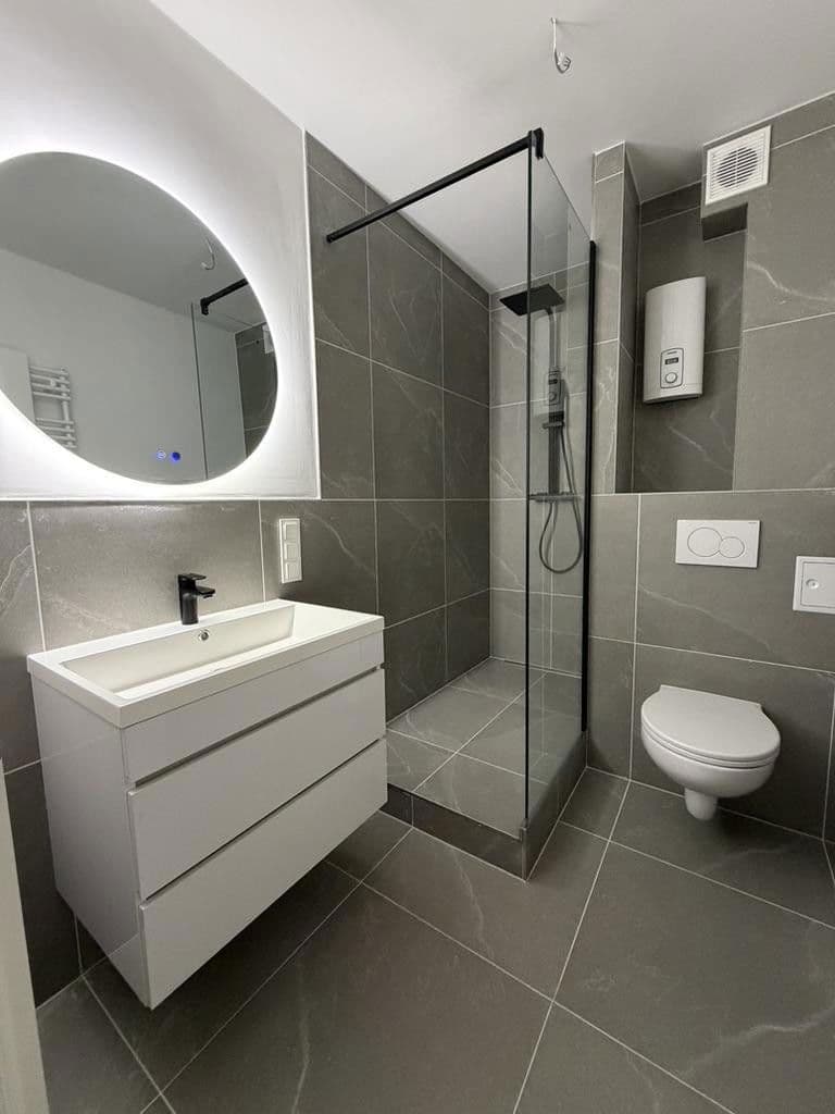 Predaj bytu 2-izbový 62 m², Pinneberger Chausse 37, Hamburg, Hamburg Predaj bytu 2-izbový 62 m², Pinneberger Chausse 37, Hamburg, Hamburg