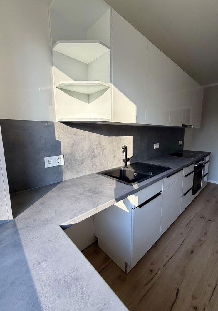 Predaj bytu 2-izbový 62 m², Pinneberger Chausse 37, Hamburg, Hamburg Predaj bytu 2-izbový 62 m², Pinneberger Chausse 37, Hamburg, Hamburg