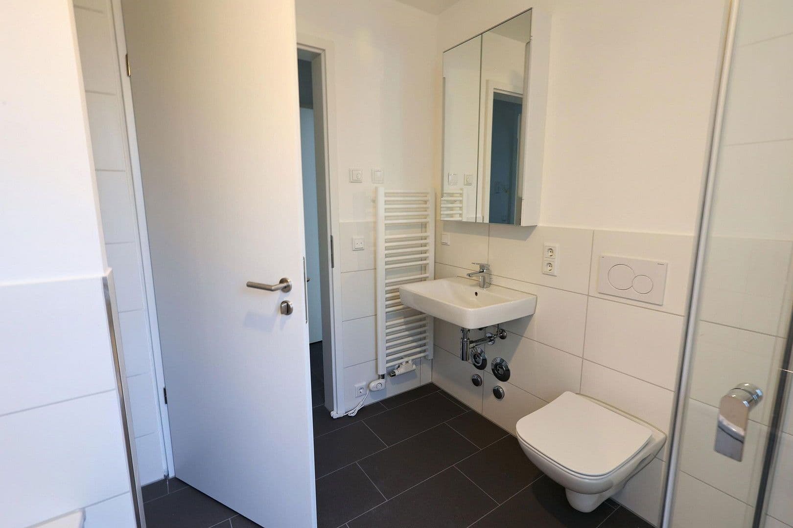 Prenájom bytu 2-izbový 68 m², Goerdelerstraße 33, Offenbach, Hesensko Prenájom bytu 2-izbový 68 m², Goerdelerstraße 33, Offenbach, Hesensko