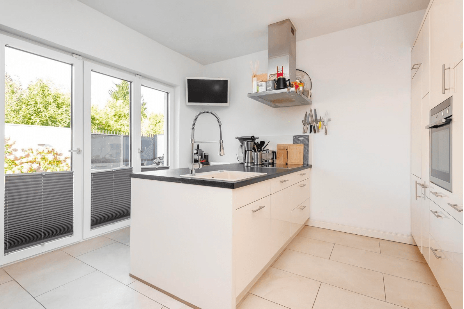 Prenájom domu 136 m², pozemek 483 m², Berlin, Berlín Prenájom domu 136 m², pozemek 483 m², Berlin, Berlín