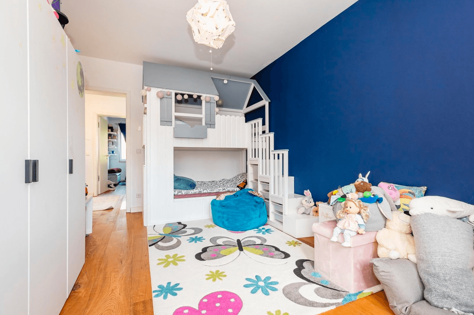 Prenájom domu 136 m², pozemek 483 m², Berlin, Berlín Prenájom domu 136 m², pozemek 483 m², Berlin, Berlín