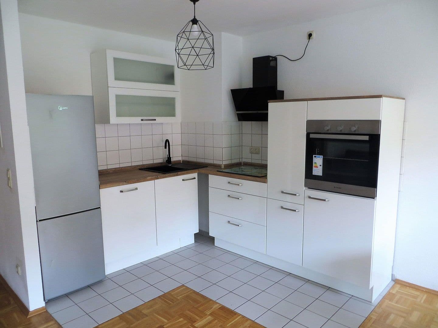 Prenájom bytu 1-izbový 45 m², Böckingstraße 57, Köln, Severné Porýnie - Westfálsko Prenájom bytu 1-izbový 45 m², Böckingstraße 57, Köln, Severné Porýnie - Westfálsko