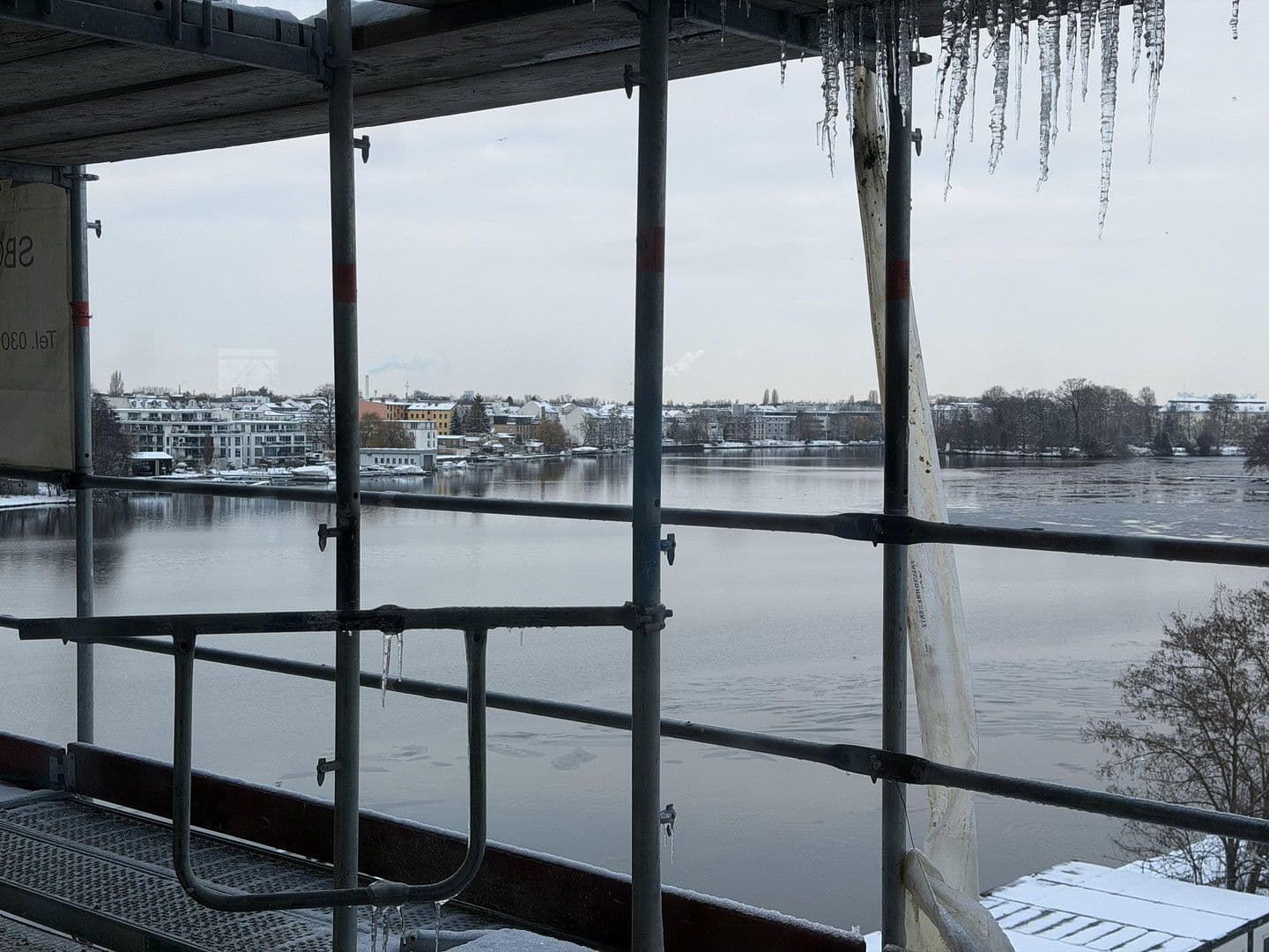 Prenájom bytu 2-izbový 58 m², Berlin, Berlín Prenájom bytu 2-izbový 58 m², Berlin, Berlín