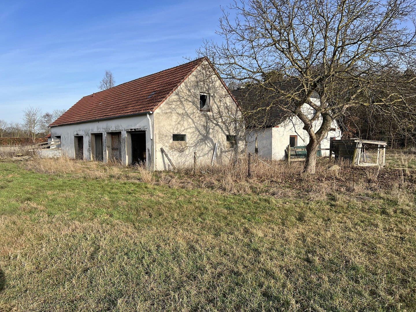 Predaj domu 120 m², pozemek 10.761 m², Meisterstraße 61, Rahden, Severné Porýnie - Westfálsko Predaj domu 120 m², pozemek 10.761 m², Meisterstraße 61, Rahden, Severné Porýnie - Westfálsko