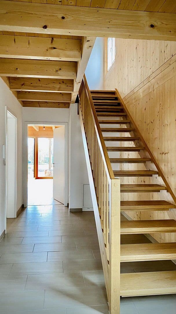 Predaj domu 168 m², pozemek 515 m², Feldkirchen bei München, Bavorsko Predaj domu 168 m², pozemek 515 m², Feldkirchen bei München, Bavorsko