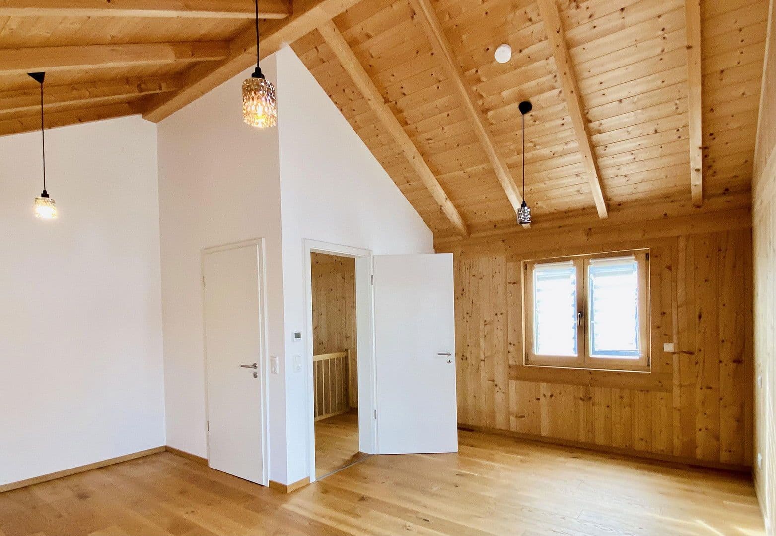 Predaj domu 168 m², pozemek 515 m², Feldkirchen bei München, Bavorsko Predaj domu 168 m², pozemek 515 m², Feldkirchen bei München, Bavorsko