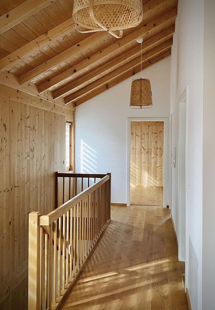 Predaj domu 168 m², pozemek 515 m², Feldkirchen bei München, Bavorsko Predaj domu 168 m², pozemek 515 m², Feldkirchen bei München, Bavorsko