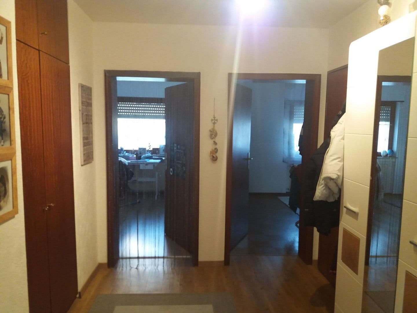 Prenájom bytu 4-izbový 92 m², Brühl, Bádensko-Wurttembersko Prenájom bytu 4-izbový 92 m², Brühl, Bádensko-Wurttembersko