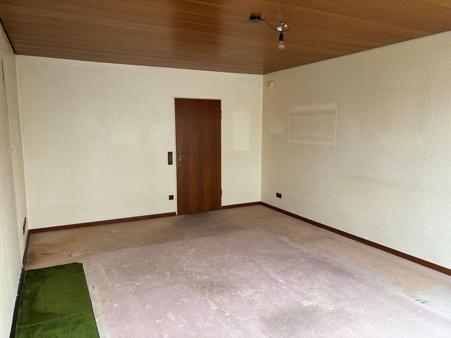 Predaj bytu 3-izbový 75 m², Kerpen, Severné Porýnie - Westfálsko Predaj bytu 3-izbový 75 m², Kerpen, Severné Porýnie - Westfálsko