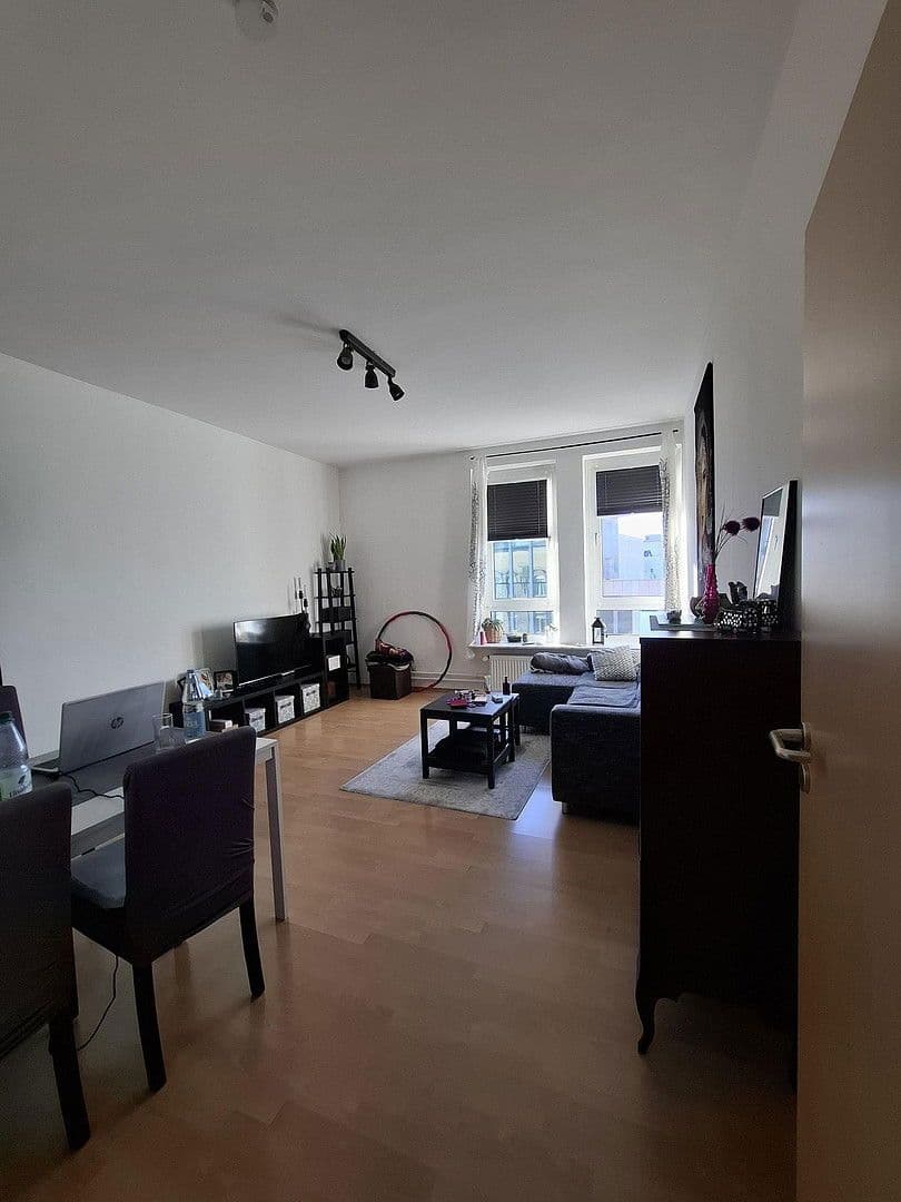 Prenájom bytu 2-izbový 61 m², Frankfurter Straße 57, Offenbach, Hesensko Prenájom bytu 2-izbový 61 m², Frankfurter Straße 57, Offenbach, Hesensko
