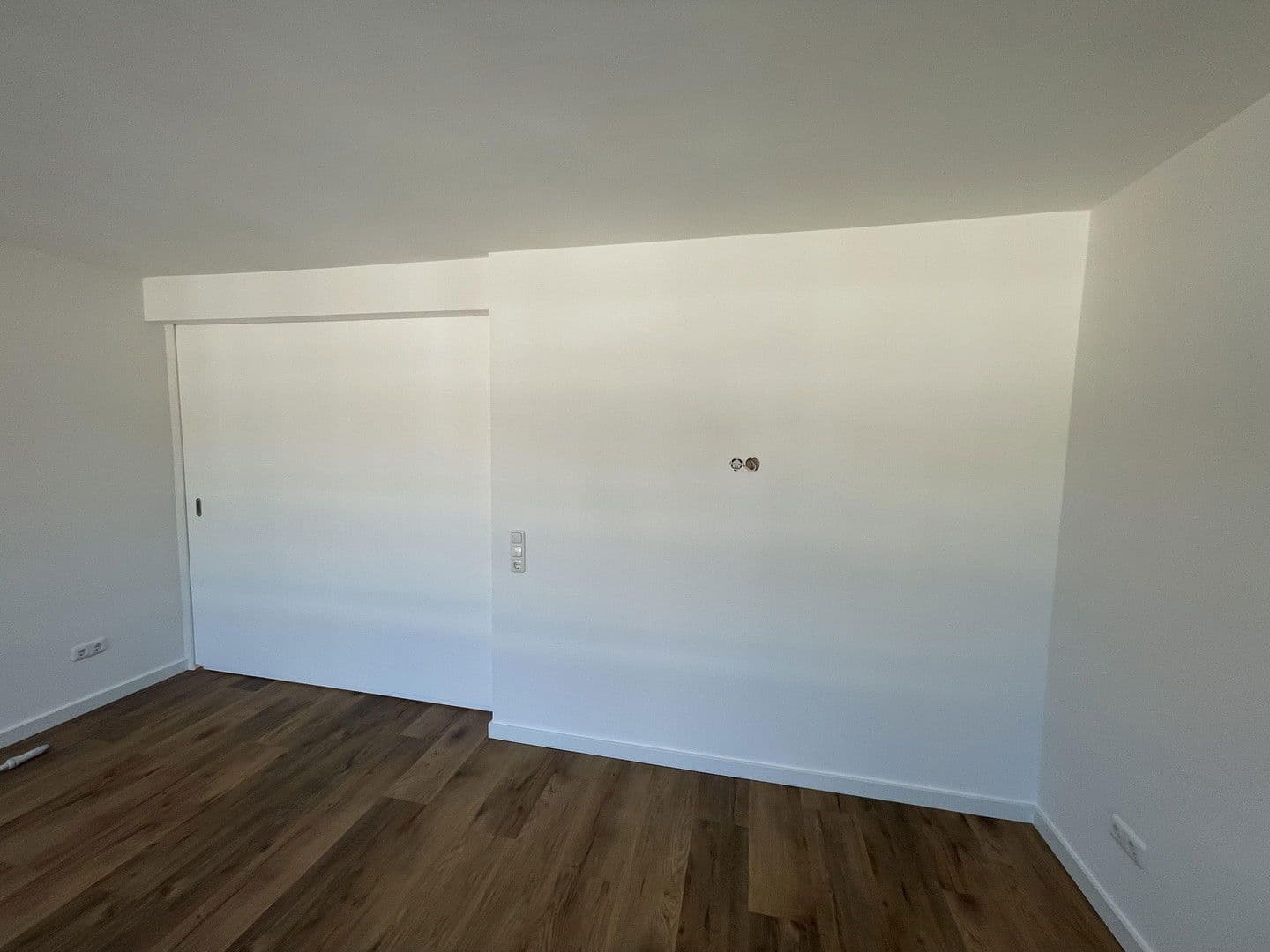 Prenájom bytu 4-izbový 98 m², Reinbek, Šlezvicko-Holštajnsko Prenájom bytu 4-izbový 98 m², Reinbek, Šlezvicko-Holštajnsko