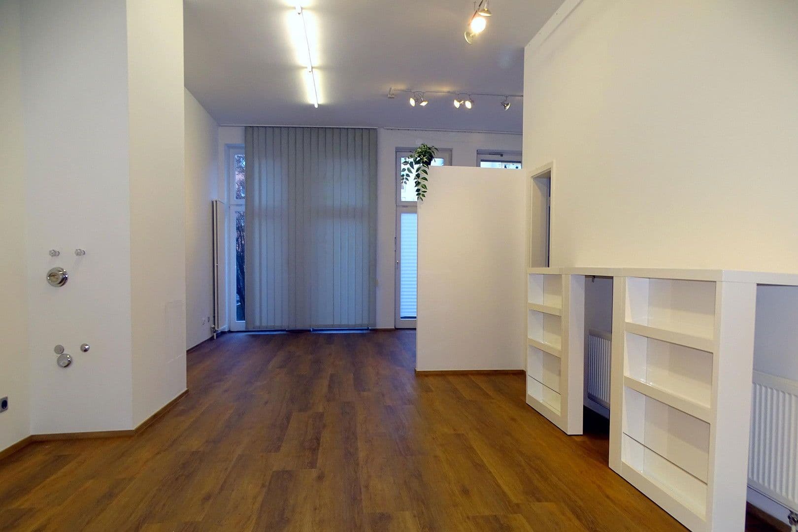 Prenájom kancelárie 52 m², München, Bavorsko Prenájom kancelárie 52 m², München, Bavorsko