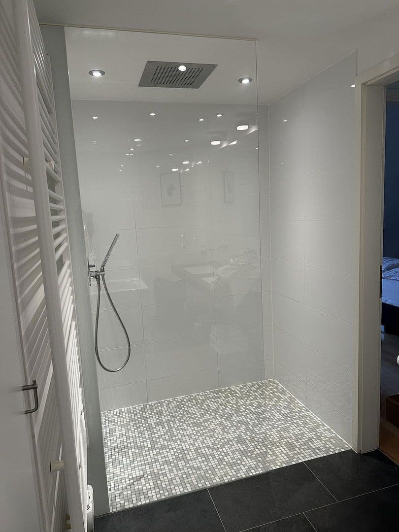 Predaj bytu 4-izbový 142 m², Berlin, Berlín Predaj bytu 4-izbový 142 m², Berlin, Berlín