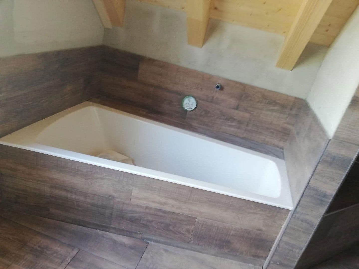 Predaj domu 390 m², pozemek 23.963 m², Friedenweiler, Bádensko-Wurttembersko Predaj domu 390 m², pozemek 23.963 m², Friedenweiler, Bádensko-Wurttembersko