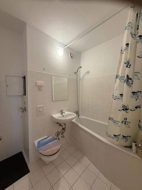 Predaj bytu 3-izbový 60 m², Berlin, Berlín Predaj bytu 3-izbový 60 m², Berlin, Berlín