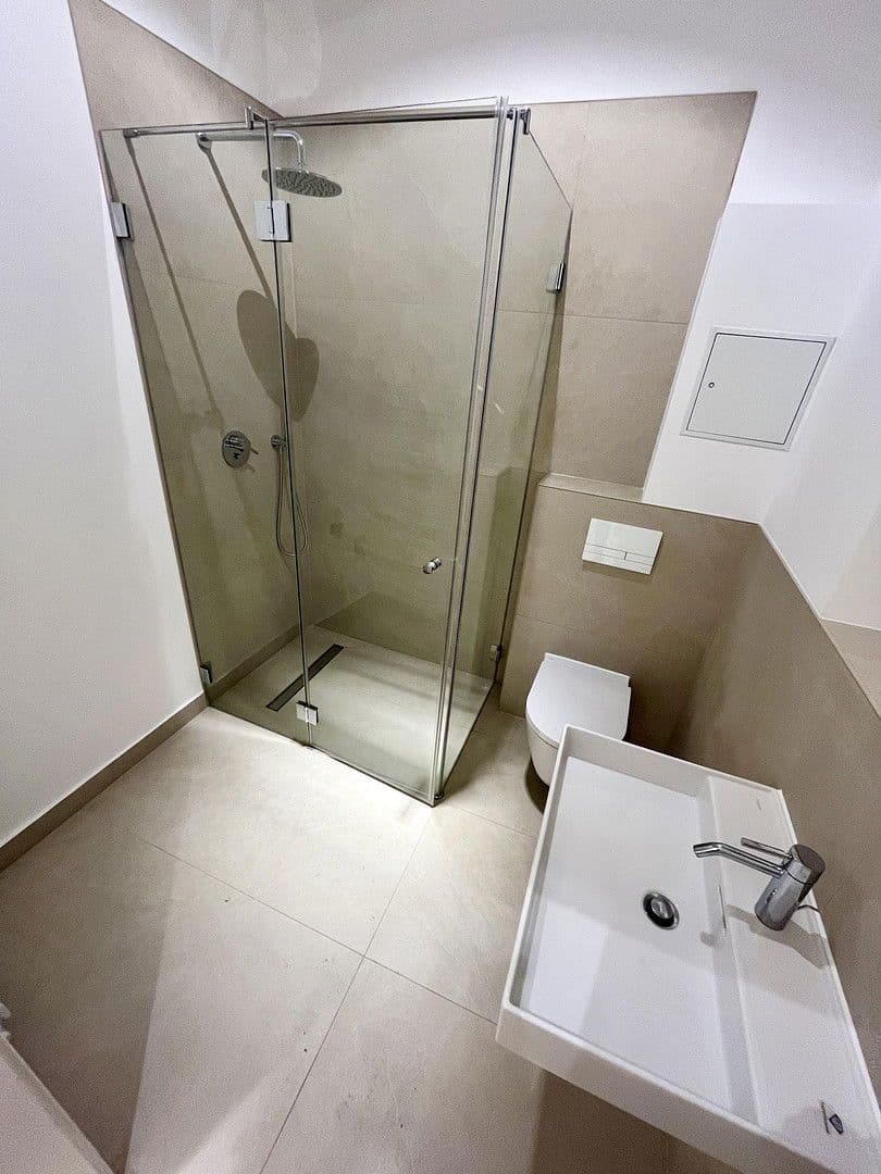 Prenájom bytu 1-izbový 35 m², Schöneberger Straße 9, Berlin, Berlín Prenájom bytu 1-izbový 35 m², Schöneberger Straße 9, Berlin, Berlín