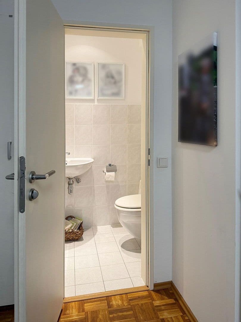 Predaj bytu 3-izbový 82 m², Gräfrather Straße 17, Solingen, Severné Porýnie - Westfálsko Predaj bytu 3-izbový 82 m², Gräfrather Straße 17, Solingen, Severné Porýnie - Westfálsko