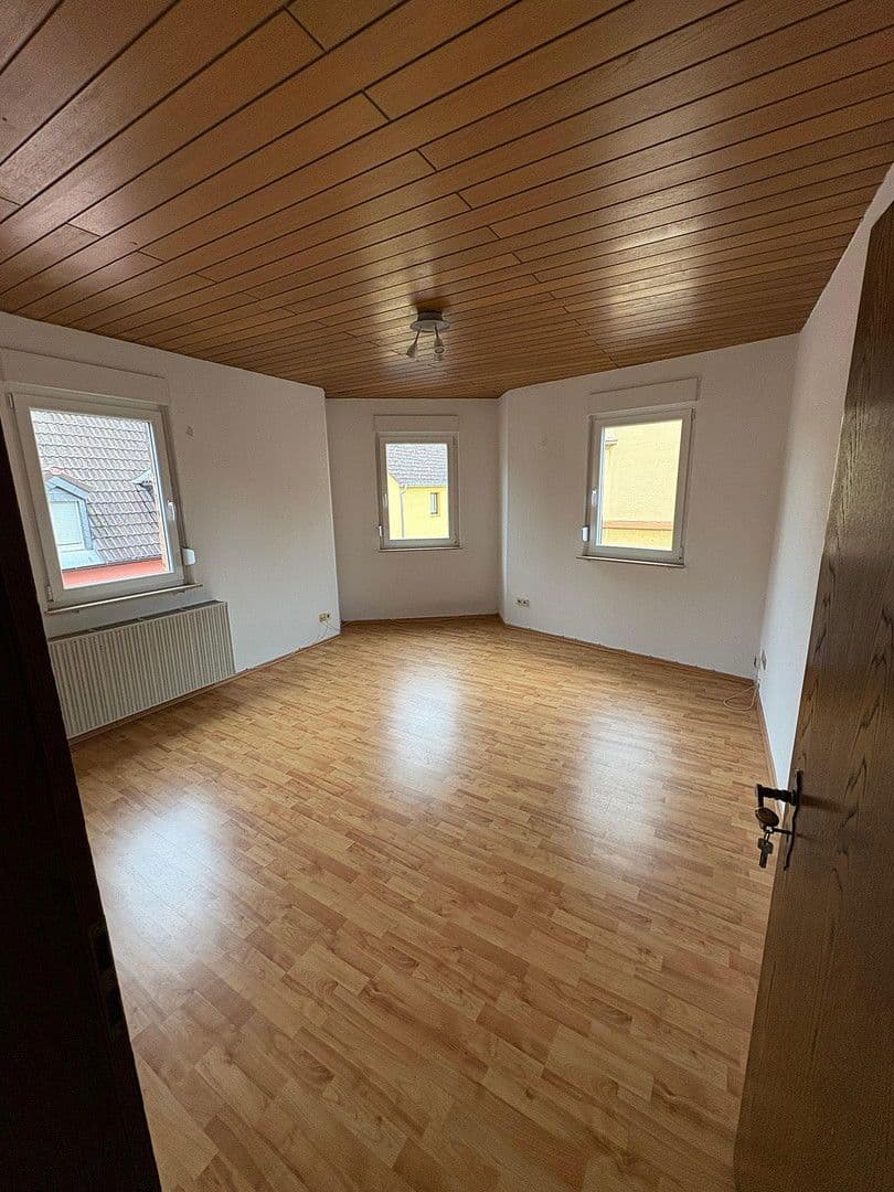 Predaj domu 206 m², pozemek 280 m², Ludwigshafen, Porýnie-Falcko Predaj domu 206 m², pozemek 280 m², Ludwigshafen, Porýnie-Falcko