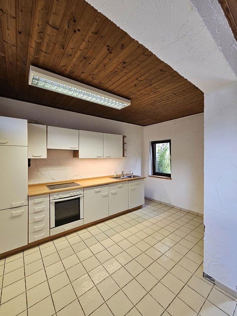 Predaj domu 206 m², pozemek 280 m², Ludwigshafen, Porýnie-Falcko Predaj domu 206 m², pozemek 280 m², Ludwigshafen, Porýnie-Falcko