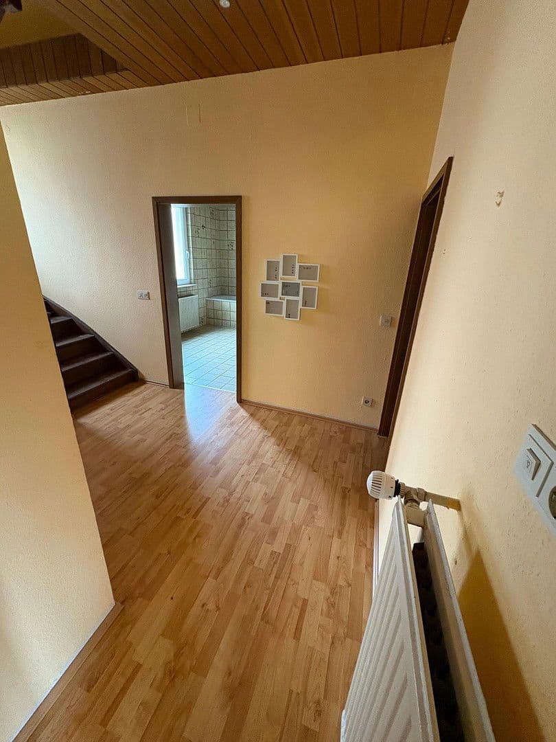 Predaj domu 206 m², pozemek 280 m², Ludwigshafen, Porýnie-Falcko Predaj domu 206 m², pozemek 280 m², Ludwigshafen, Porýnie-Falcko