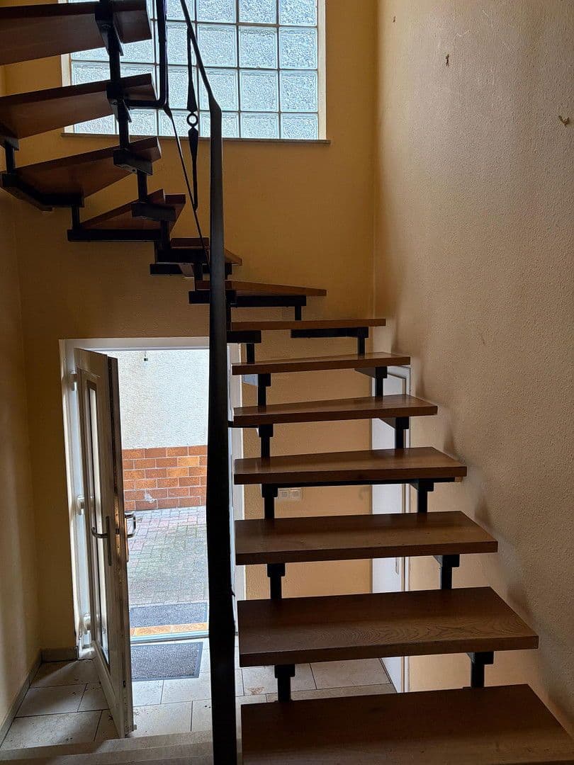 Predaj domu 206 m², pozemek 280 m², Ludwigshafen, Porýnie-Falcko Predaj domu 206 m², pozemek 280 m², Ludwigshafen, Porýnie-Falcko