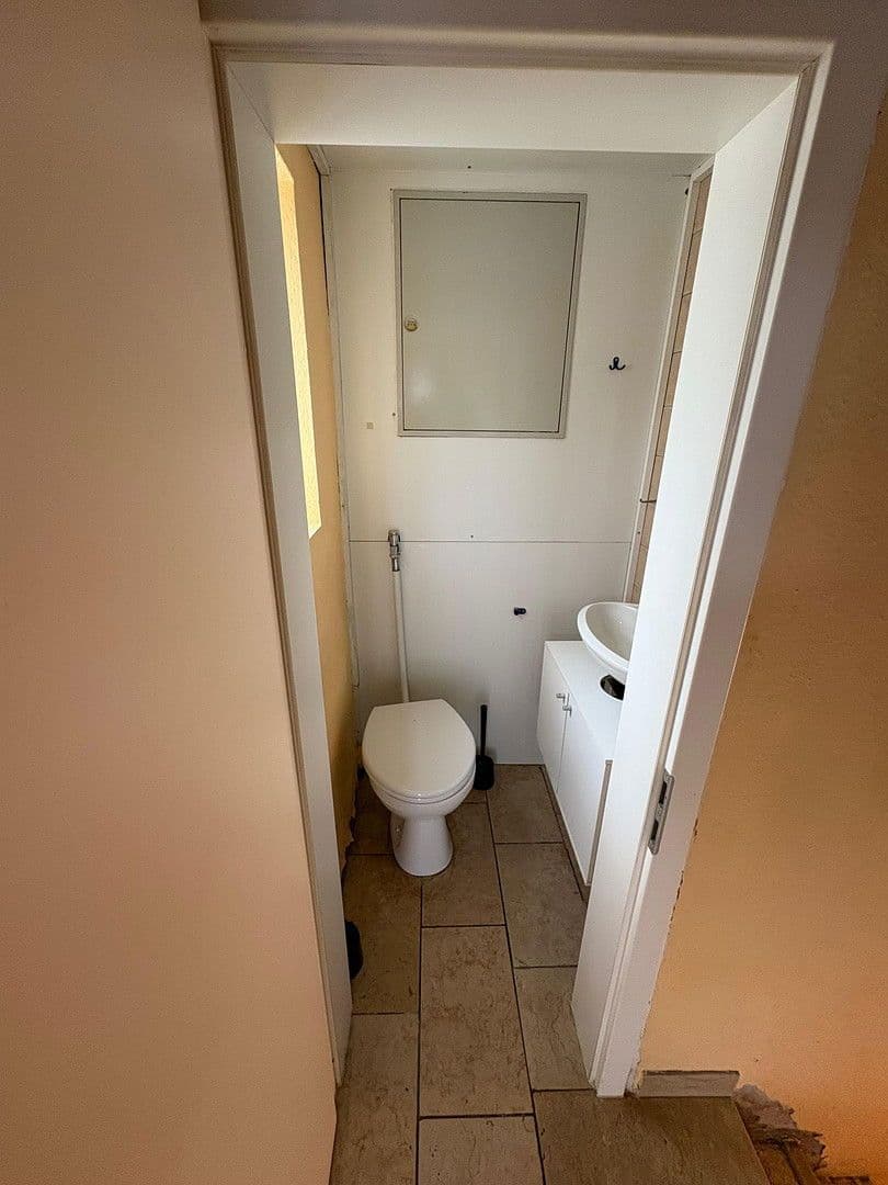 Predaj domu 206 m², pozemek 280 m², Ludwigshafen, Porýnie-Falcko Predaj domu 206 m², pozemek 280 m², Ludwigshafen, Porýnie-Falcko