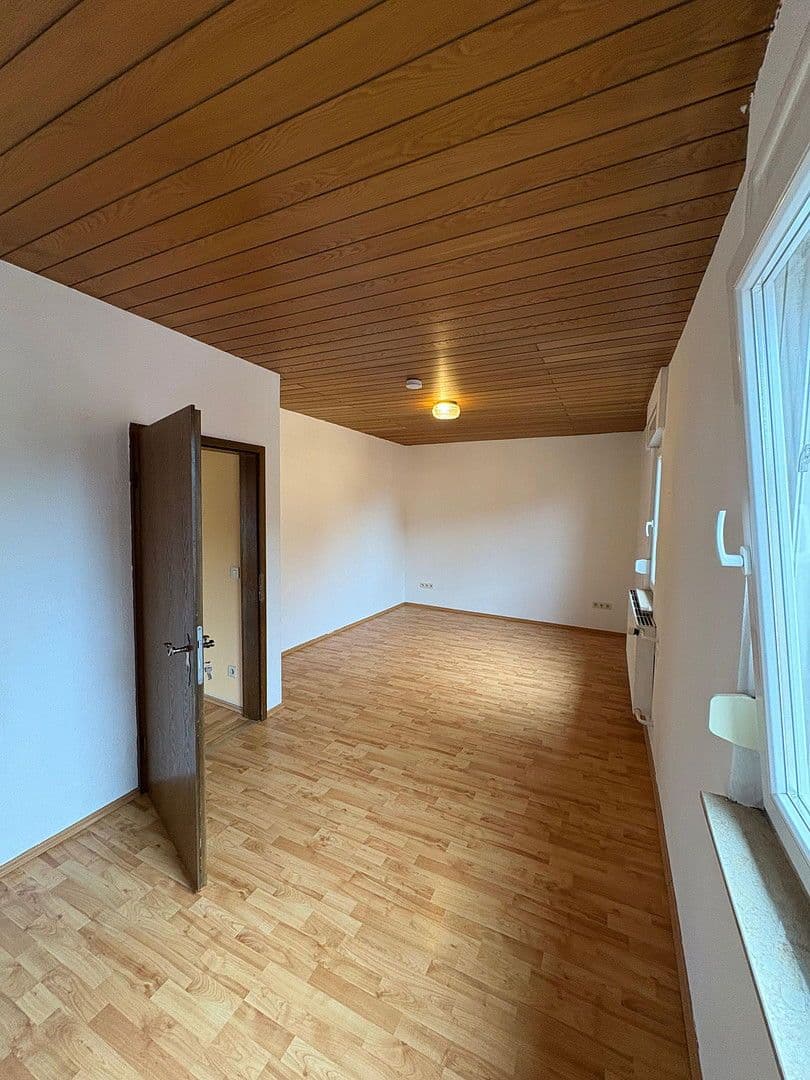 Predaj domu 206 m², pozemek 280 m², Ludwigshafen, Porýnie-Falcko Predaj domu 206 m², pozemek 280 m², Ludwigshafen, Porýnie-Falcko
