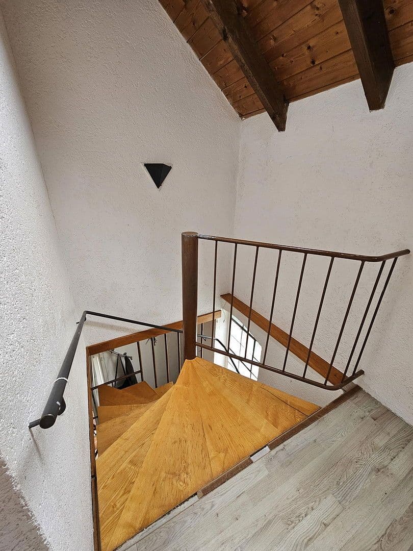 Predaj domu 206 m², pozemek 280 m², Ludwigshafen, Porýnie-Falcko Predaj domu 206 m², pozemek 280 m², Ludwigshafen, Porýnie-Falcko