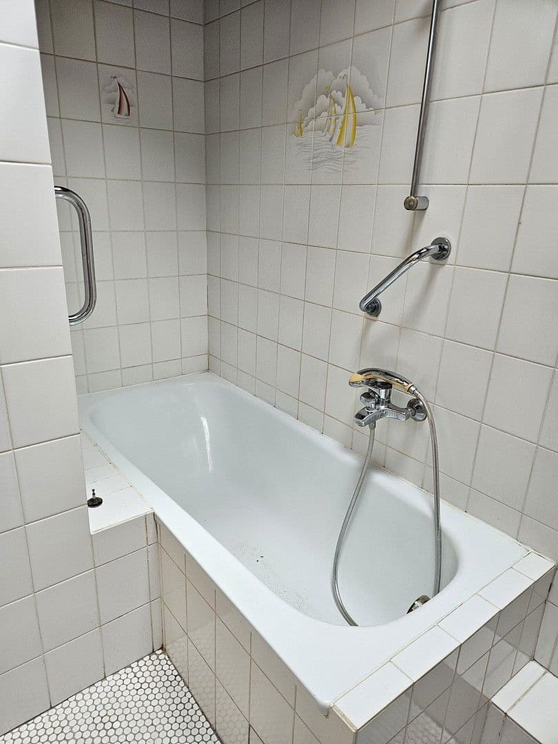 Predaj domu 206 m², pozemek 280 m², Ludwigshafen, Porýnie-Falcko Predaj domu 206 m², pozemek 280 m², Ludwigshafen, Porýnie-Falcko