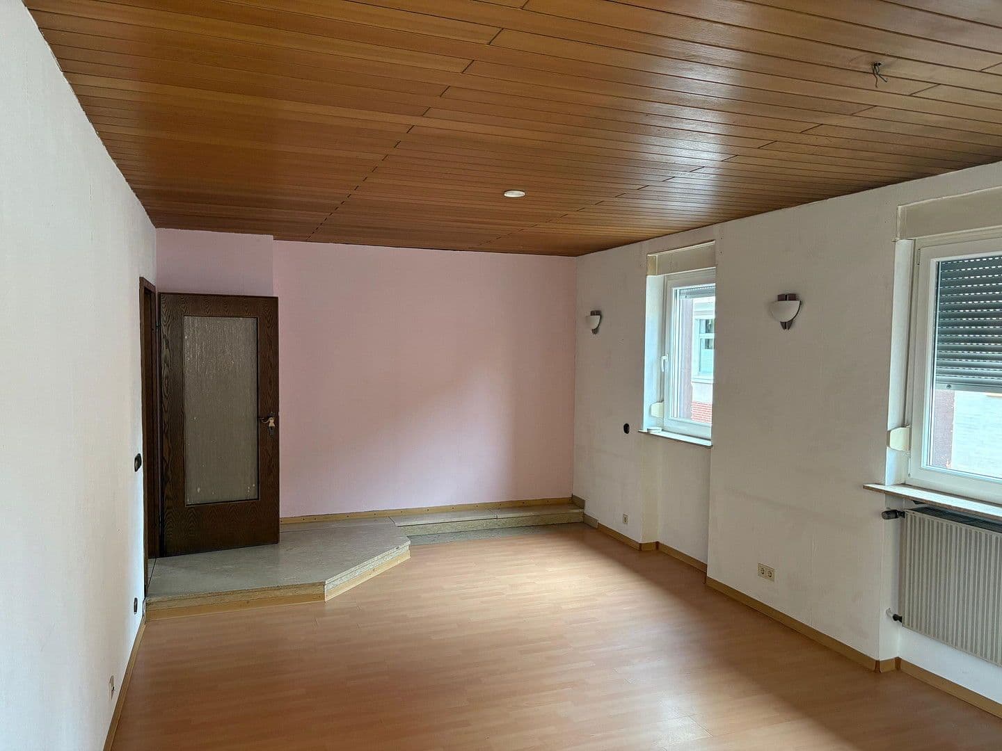 Predaj domu 206 m², pozemek 280 m², Ludwigshafen, Porýnie-Falcko Predaj domu 206 m², pozemek 280 m², Ludwigshafen, Porýnie-Falcko