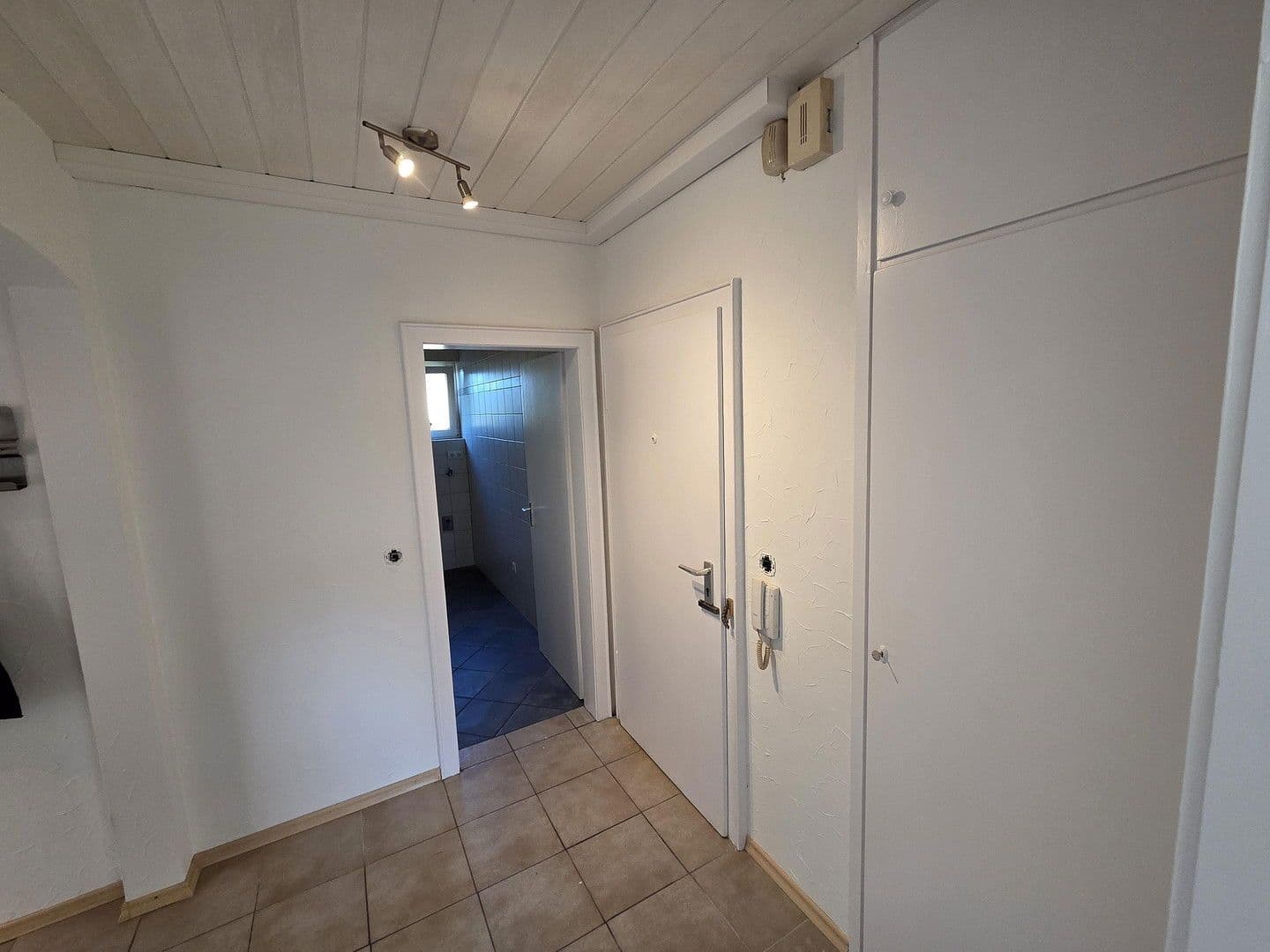 Prenájom bytu 3-izbový 72 m², Lauterburgstr. 11a, Coburg, Bavorsko Prenájom bytu 3-izbový 72 m², Lauterburgstr. 11a, Coburg, Bavorsko