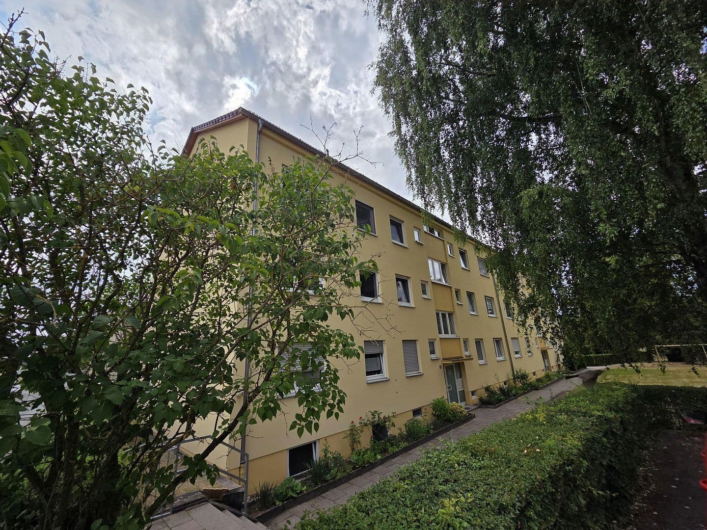 Prenájom bytu 3-izbový 72 m², Lauterburgstr. 11a, Coburg, Bavorsko Prenájom bytu 3-izbový 72 m², Lauterburgstr. 11a, Coburg, Bavorsko
