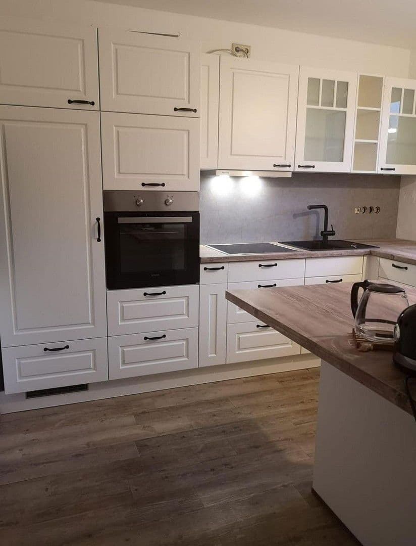 Predaj domu 130 m², pozemek 335 m², Lehrte, Dolné Sasko Predaj domu 130 m², pozemek 335 m², Lehrte, Dolné Sasko