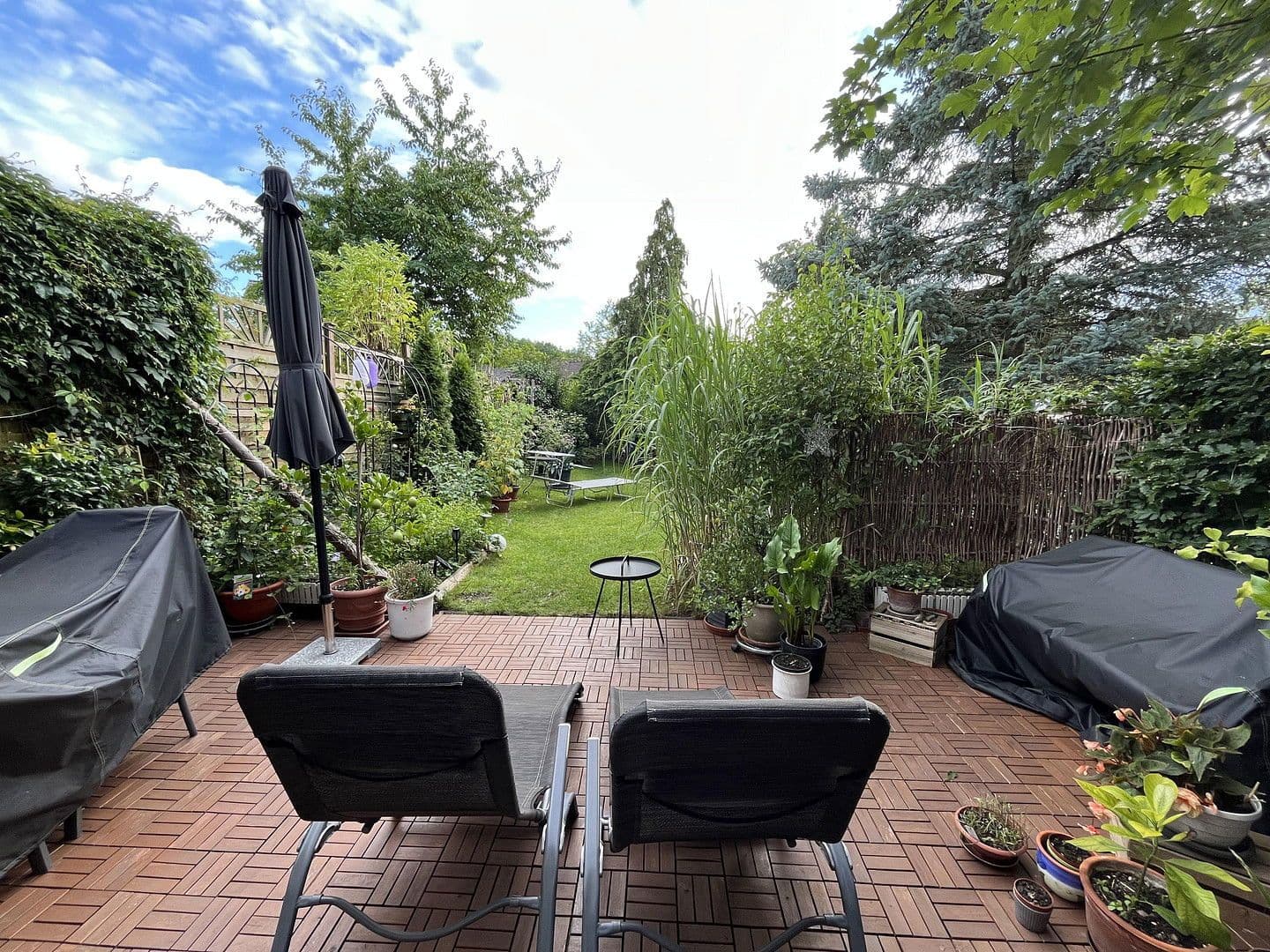 Predaj domu 130 m², pozemek 335 m², Lehrte, Dolné Sasko Predaj domu 130 m², pozemek 335 m², Lehrte, Dolné Sasko