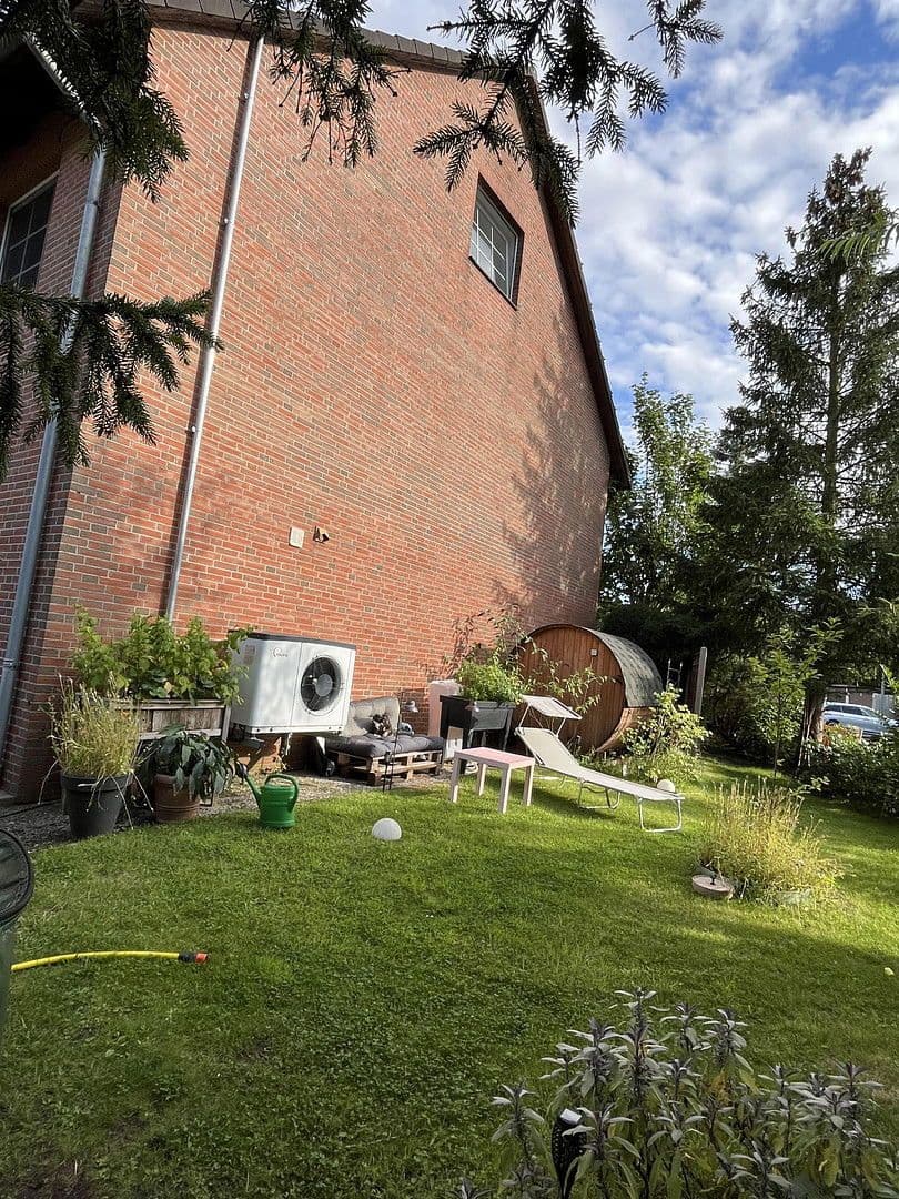 Predaj domu 130 m², pozemek 335 m², Lehrte, Dolné Sasko Predaj domu 130 m², pozemek 335 m², Lehrte, Dolné Sasko