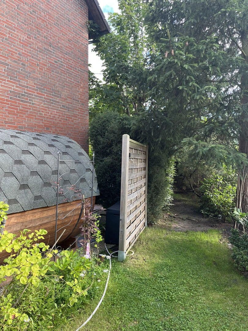 Predaj domu 130 m², pozemek 335 m², Lehrte, Dolné Sasko Predaj domu 130 m², pozemek 335 m², Lehrte, Dolné Sasko